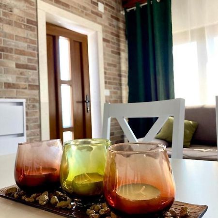 Studio Apartman Luka Starigrad Paklenica Zewnętrze zdjęcie