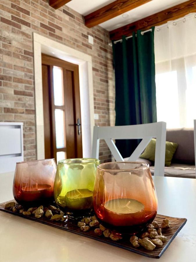 Studio Apartman Luka Starigrad Paklenica Zewnętrze zdjęcie